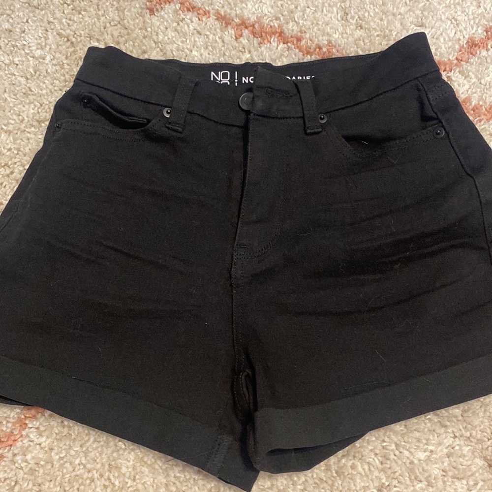 no boundaries shorts black